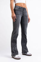 Claire 01Low Bootcut Jeans - Washed Black