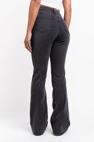 Taylor 02High Bootcut Jeans - Washed Black