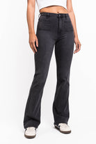 Claire 04High Bootcut Jeans - Washed Black