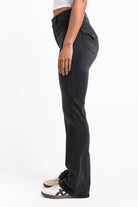 Claire 05High Bootcut Jeans - Washed Black