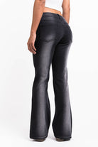 Taylor 02 Bootcut Jeans - Washed Black